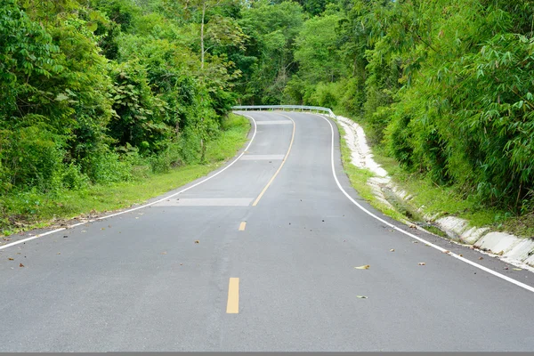 Asphalt roads