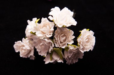 Beyaz Suni çiçekler