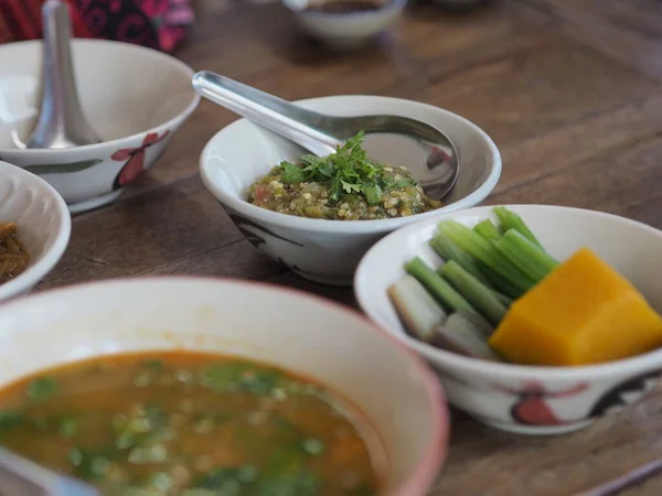 South Prik Num Northern Thai Green Chilli Dip Food White — 图库照片