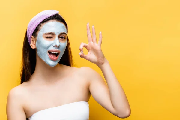 Beautiful Woman Clay Mask Face Showing Okay Isolated Yellow — Stock Photo, Image