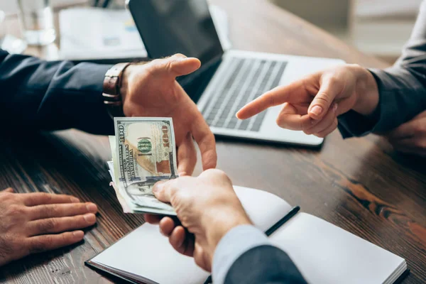 Cropped View Businesswoman Pointing Money Businessmen Blurred Foreground — Stock Photo, Image