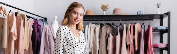 Young Stylish Showroom Owner Looking Camera Hangers Clothes Banner — Stock Photo, Image