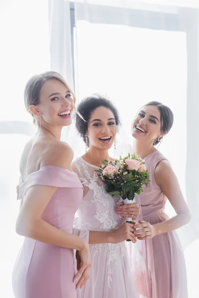 Excited African American Bride Looking Camera Happy Bridesmaids — Stock Photo, Image