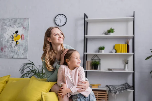 Smiling Woman Daughter Looking Away Home — Stock Photo, Image