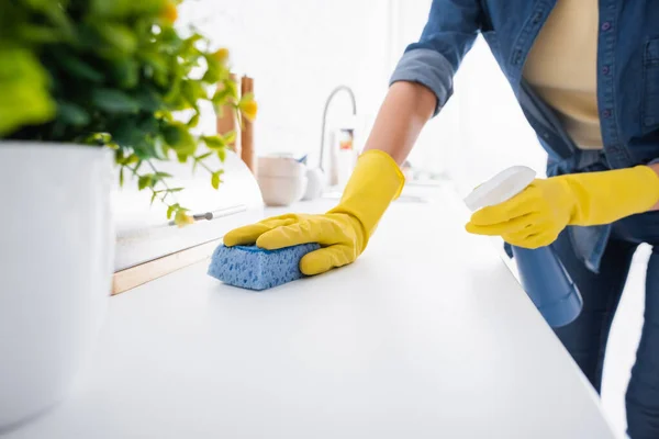 Cropped View Housewife Rubber Gloves Cleaning Worktop Kitchen — Stock Photo, Image