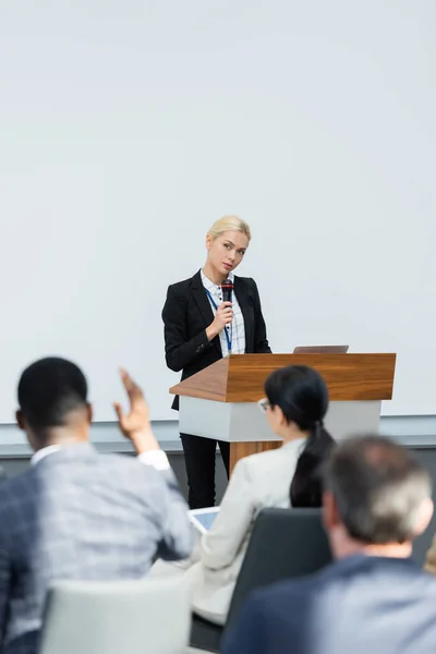 Back View Blurred African American Businessman Asking Question Lecturer Microphone — Stock Photo, Image