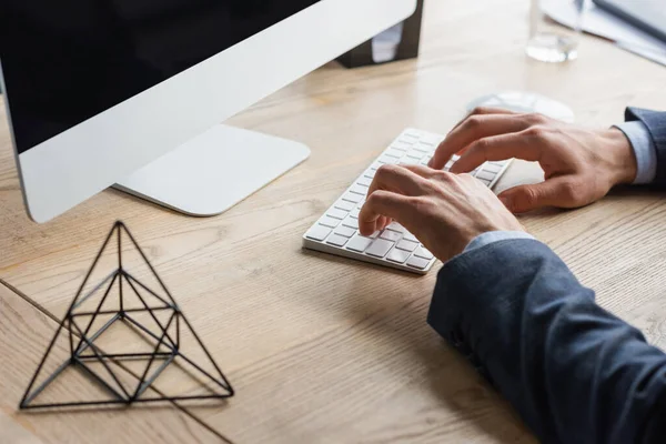 Cropped View Businesswoman Using Computer Table — Stock Photo, Image