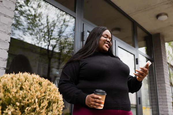 Low Angle View Cheerful African American Size Woman Holding Coffee — Stock Photo, Image