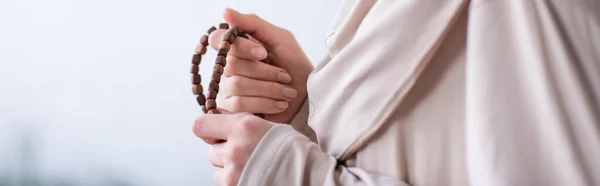 Cropped View Muslim Woman Rosary Praying Home Banner — Stock Photo, Image