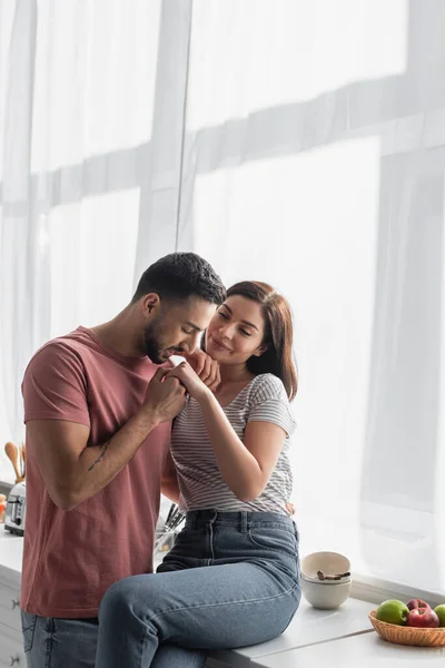 Young Man Closed Eyes Kissing Hand Girlfriend Kitchen — Stock Photo, Image