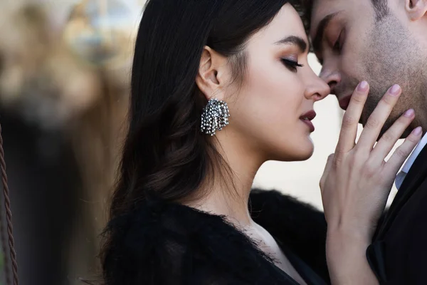 Elegant Woman Touching Face Man — Stock Photo, Image