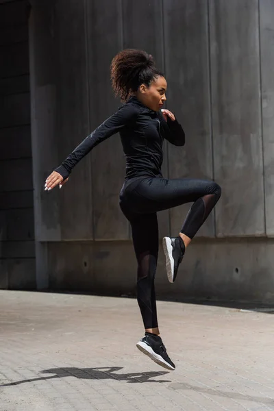 Side View African American Sportswoman Jumping While Training Urban Street — Stock Photo, Image