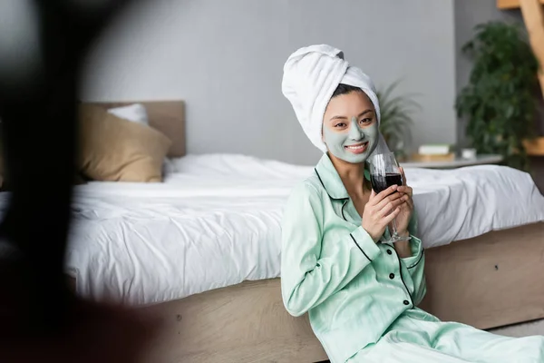 Young Asian Woman Clay Mask Pajamas Towel Head Holding Red — Stock Photo, Image