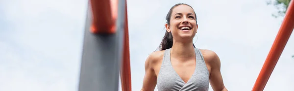 Low Angle View Cheerful Fit Woman Sportswear Exercising Parallel Bars — Stock Photo, Image