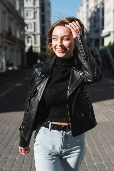 Happy Young Woman Leather Jacket Standing Urban Street — Stock Photo, Image