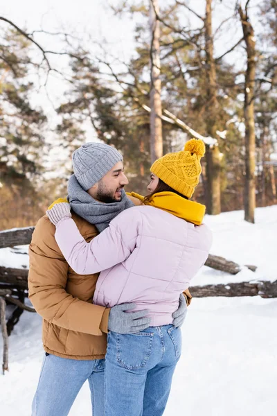 Side View Happy Couple Hugging Looking Each Other Winter Park — Stock Photo, Image