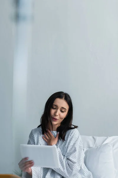 Flattered Woman Patient Gown Having Video Call Hospital — Stock Photo, Image