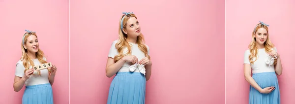 Колаж блондинки молода вагітна жінка тримає дитяче взуття і кубики з дитячим написом на рожевому фоні, банер — стокове фото