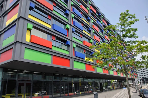 Edificio Colorido Cerca Estación Central Son — Foto de Stock