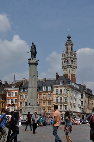 Vista Ciudad Lille Centro Ciudad Estatua Turistas Gente Compras Plaza —  Fotos de Stock