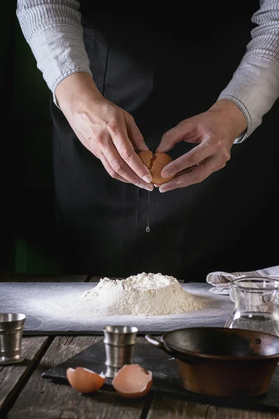 Making the dough by female hands — Stock Photo, Image