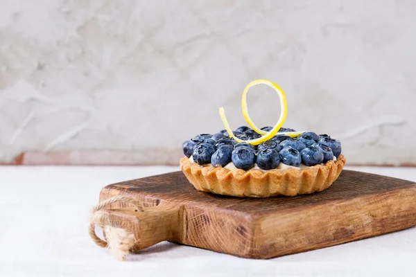 Tartlet with blueberries — Stock Photo, Image