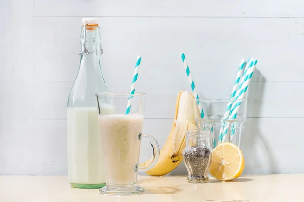 Milk Banana smoothie — Stock Photo, Image