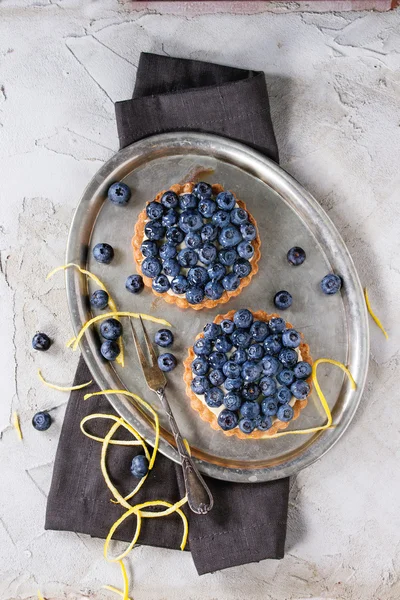 Tartlets met bosbessen — Stockfoto