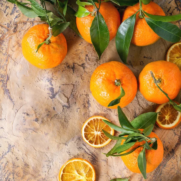 Mandarin, levelekkel — Stock Fotó
