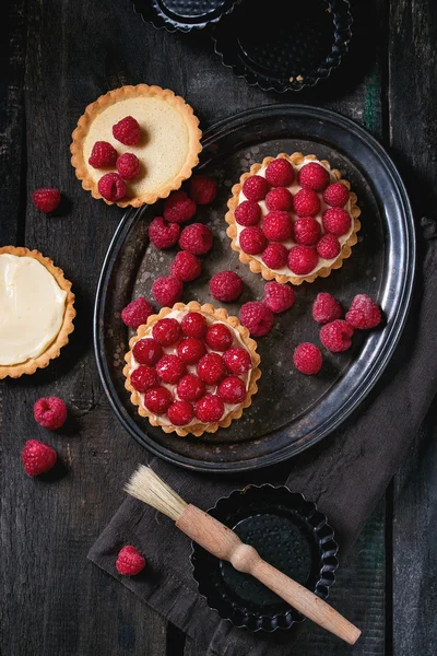 Tartlet with raspberries — Stock Photo, Image