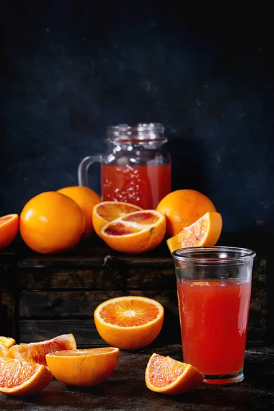 Arance di sangue con succo — Foto Stock