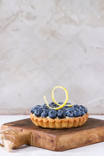 Tartlet with blueberries — Stock Photo, Image