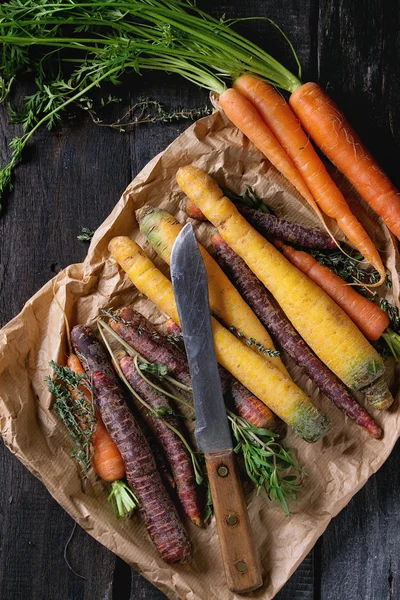 Colorful raw carrots — Stock Photo, Image