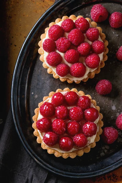 Tartaleta con frambuesas — Foto de Stock