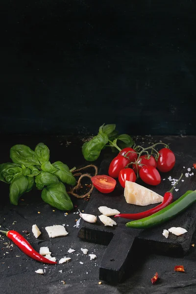 Ingredients for pasta sauce — Stock Photo, Image