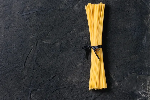 Dry pasta spaghetti — Stock Photo, Image