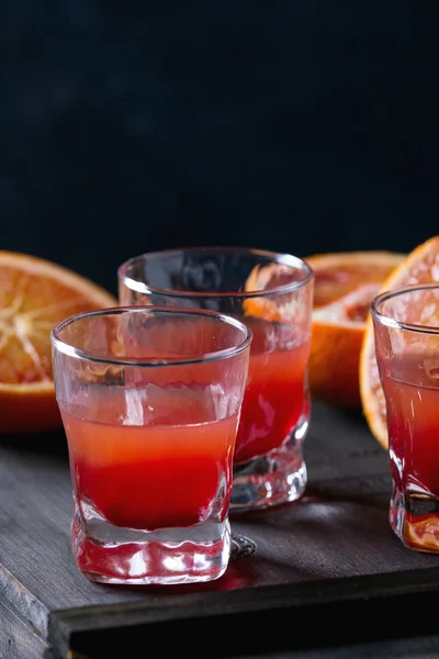 Cocktail com laranjas de sangue — Fotografia de Stock