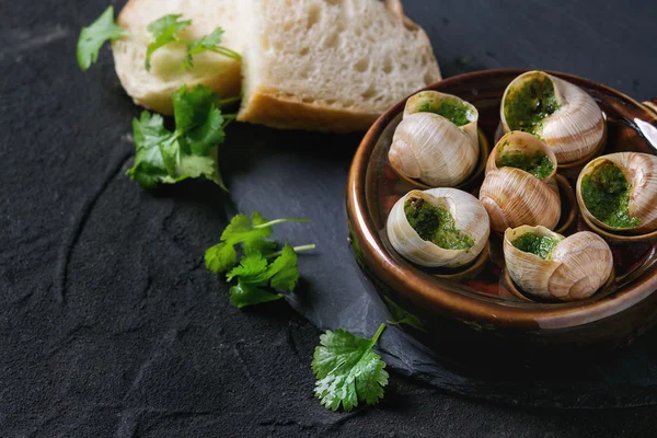 Kész enni escargots de Bourgogne csigák — Stock Fotó