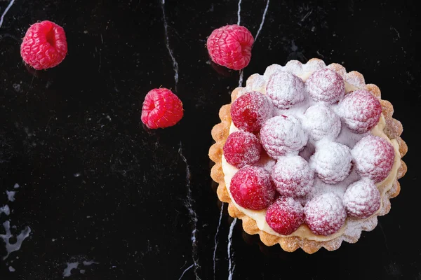 Tartaleta con frambuesas — Foto de Stock