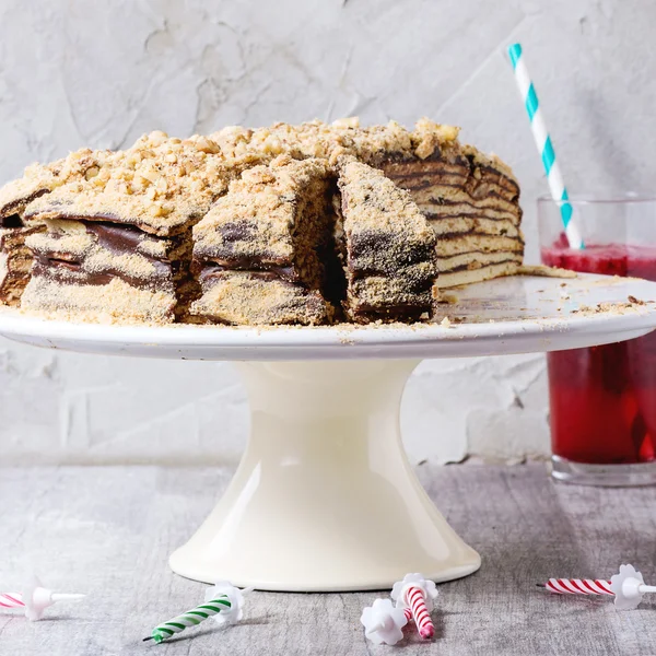 Bolo de mel de aniversário caseiro — Fotografia de Stock