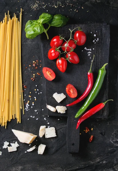 Ingredients for spaghetti sauce — Stock Photo, Image