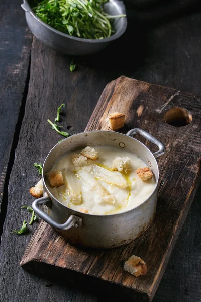 Sopa de espárragos blancos —  Fotos de Stock