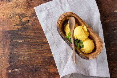 Mango Dondurma