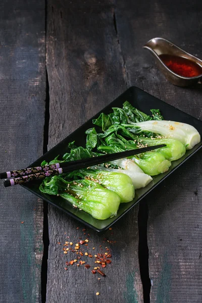 Bok choy cotto con semi di sesamo — Foto Stock