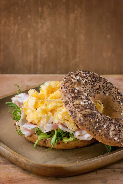 Vollkornbagel — Stockfoto