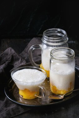 Tapyoka tatlı mango ile