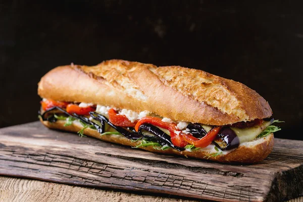Sandwich de baguette vegetariano —  Fotos de Stock