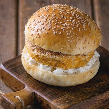 Tatlı patates sebze burger