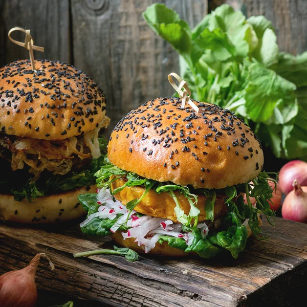 Domowe Burgery słodkie ziemniaki — Zdjęcie stockowe