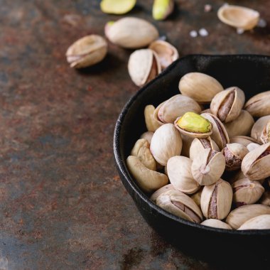 Kavrulmuş fıstık tuzlu